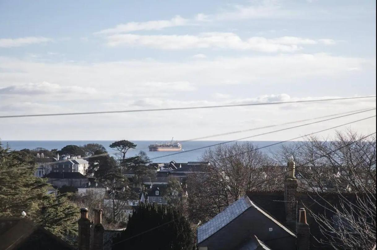 Falmouth Townhouse With Panoramic Sea View Terrace Екстер'єр фото